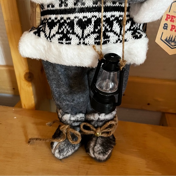 NWT Pewter Pine Tundra Santa Claus - Picture 5 of 6